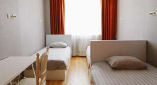Гостиница Гостиница и Хостел Орда Улан-Удэ Кровать в общем номере с 3 кроватями-4
